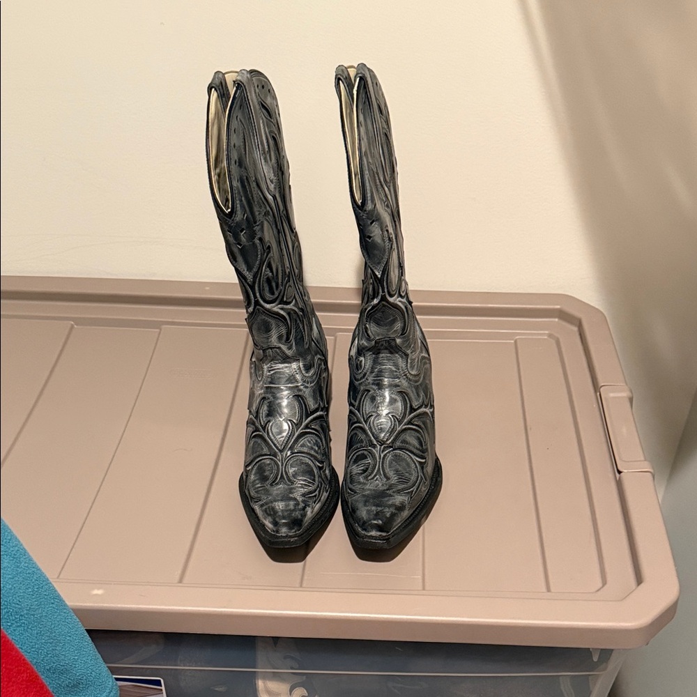 Gray acid washed JB Dillon boots